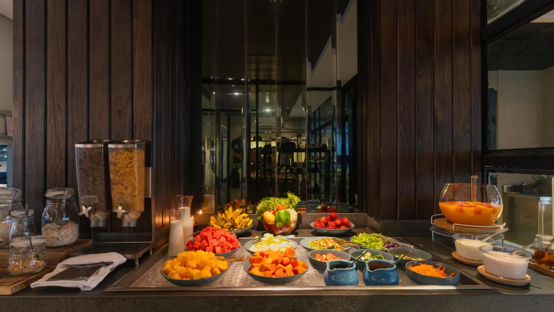 The Vira Bali Boutique Hotel & Suite Kuta Lombok